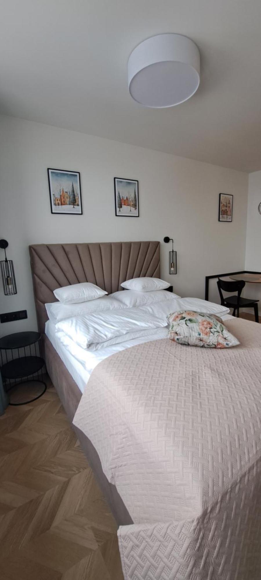 Falcon Apartment Center 4 Metro Swietokrzyska ワルシャワ エクステリア 写真